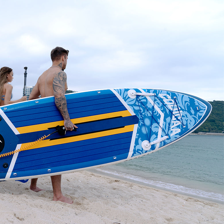 play paddle board with friends