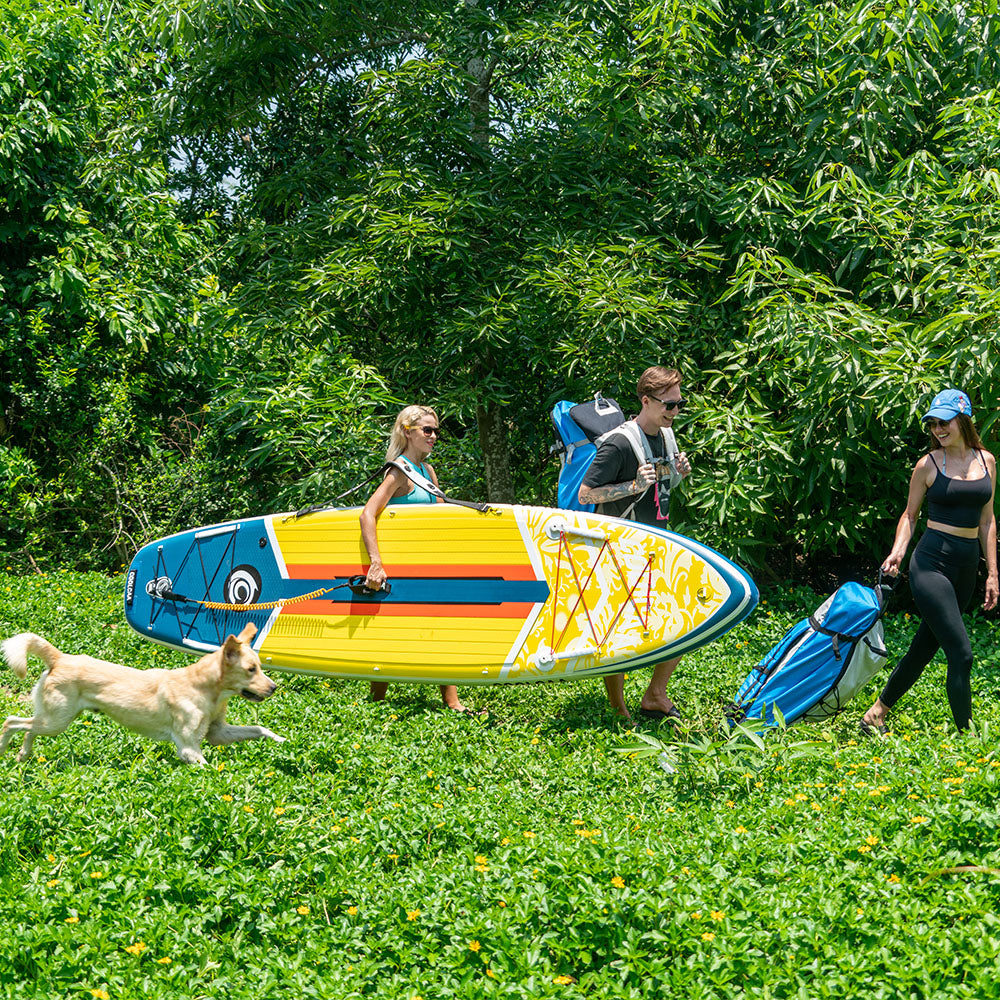 play paddle board with friends